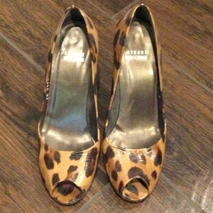 Stuart Weizmann peep toe animal print heel